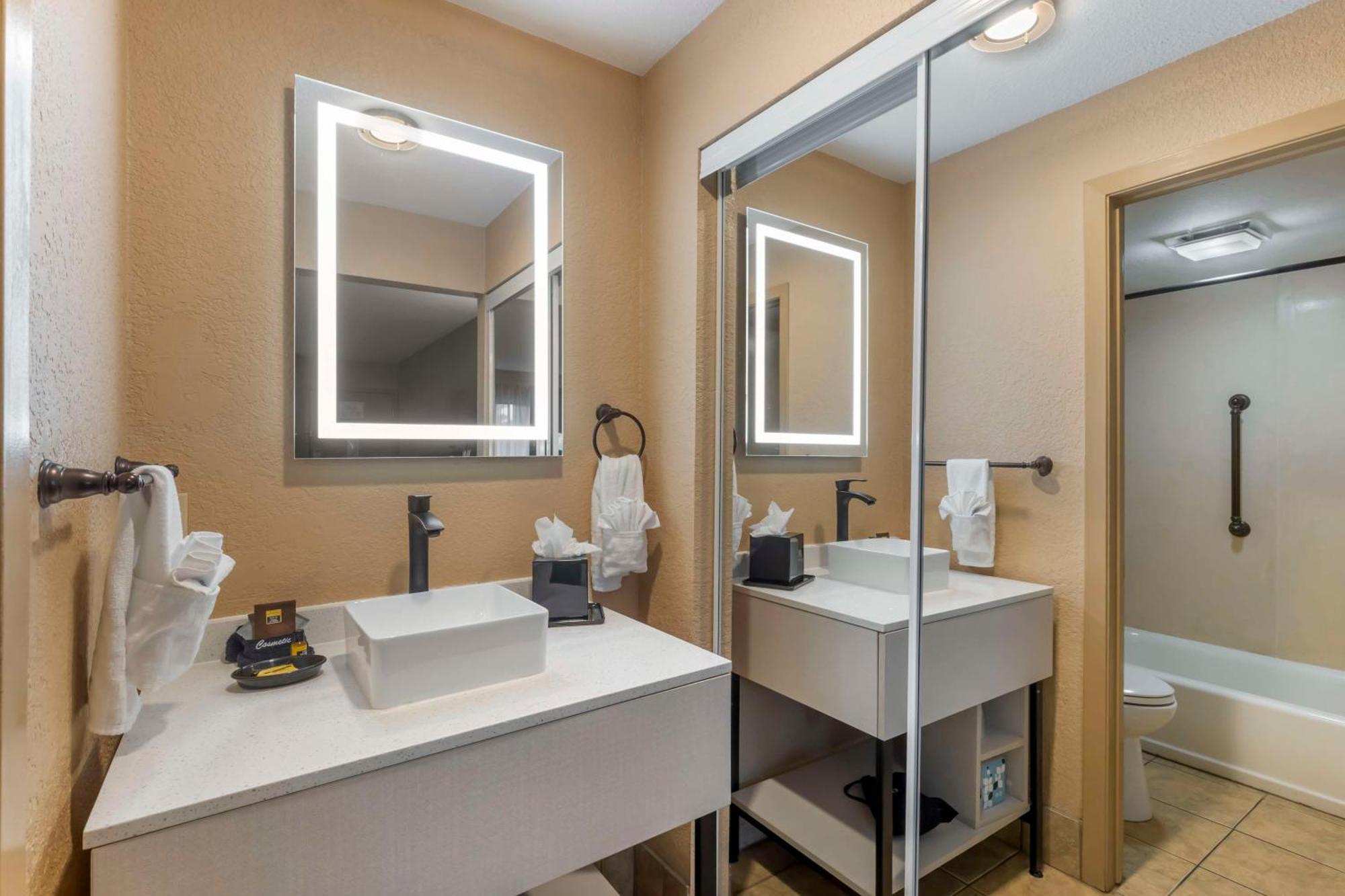 Best Western Plus Landing View Inn & Suites Branson Eksteriør bilde