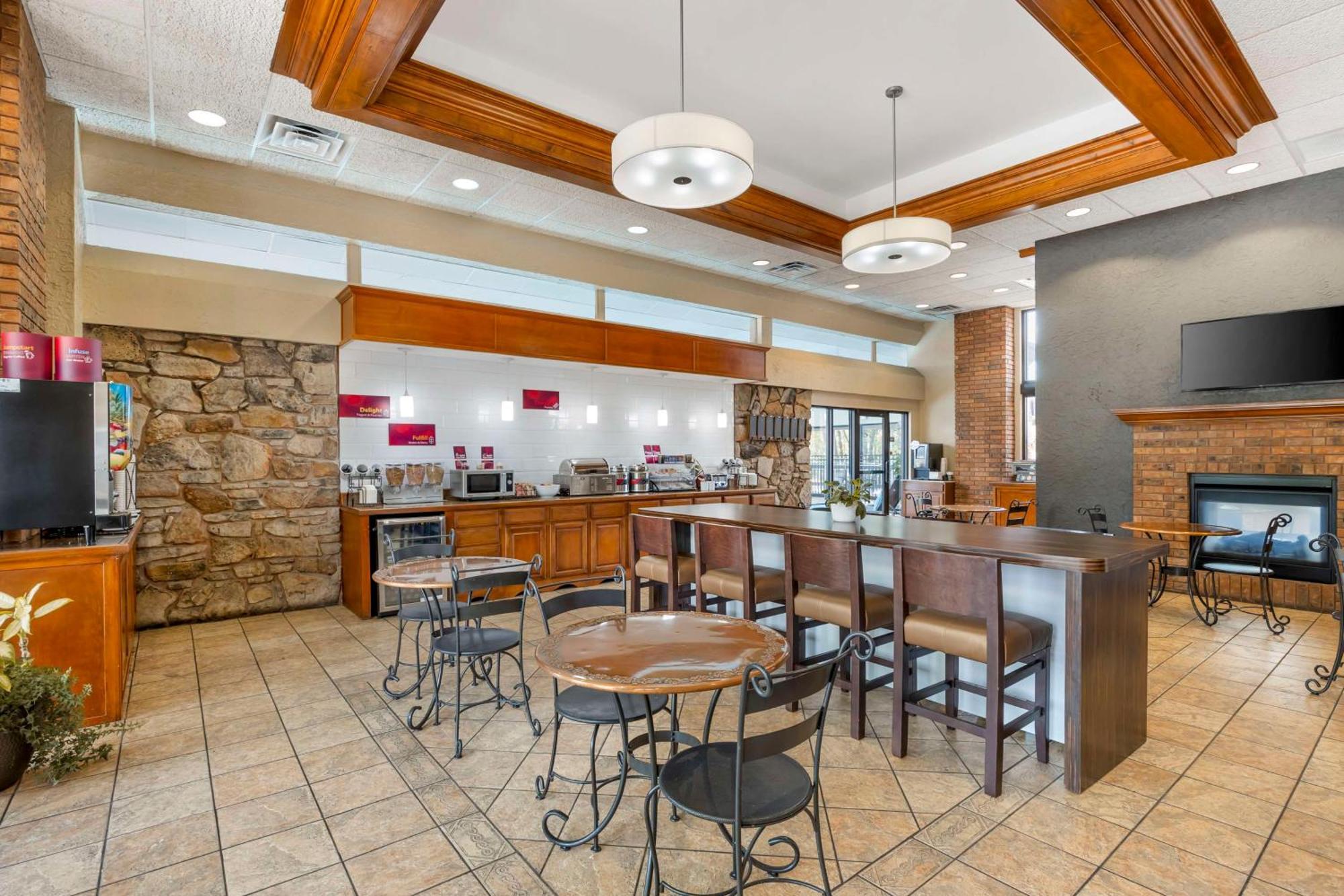 Best Western Plus Landing View Inn & Suites Branson Eksteriør bilde