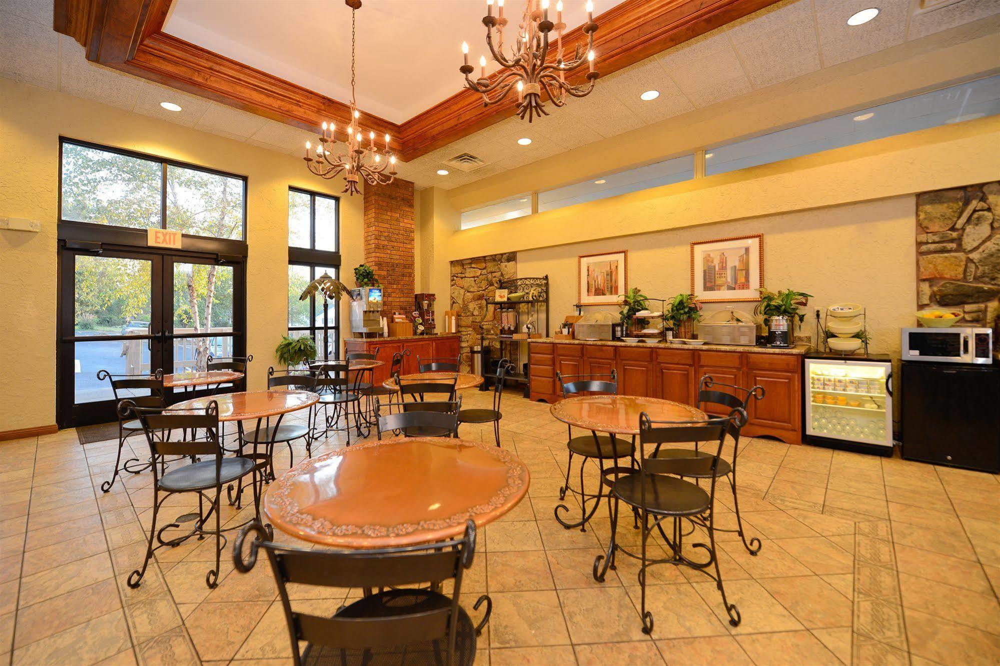 Best Western Plus Landing View Inn & Suites Branson Eksteriør bilde